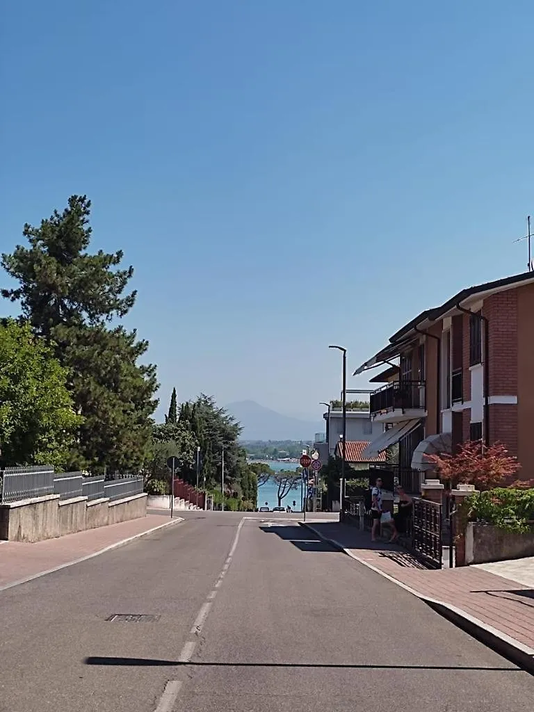 Bilocale Lago Di Garda Peschiera del Garda
