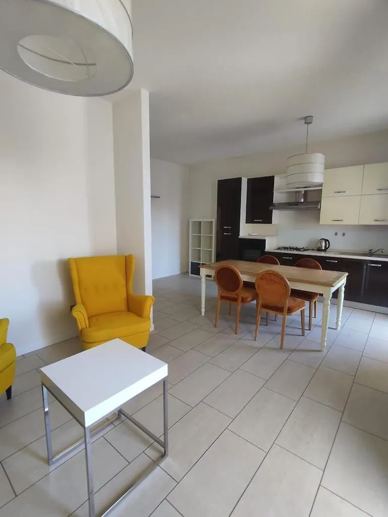 Apartment Bilocale Lago Di Garda Peschiera del Garda
